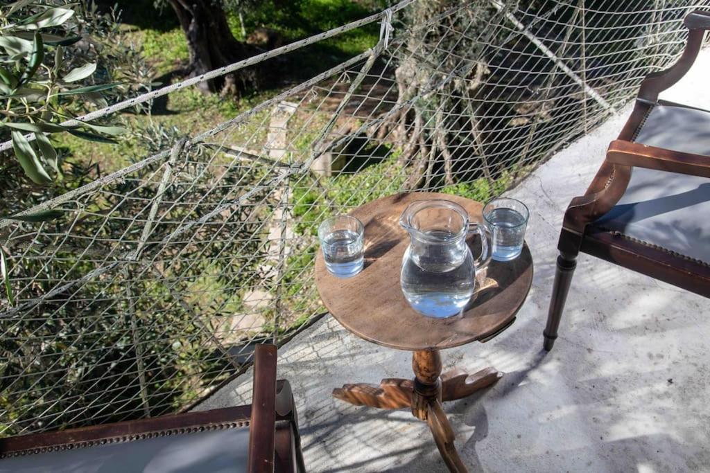 Margaritis'S Treehouse Villa Paramónasz Kültér fotó