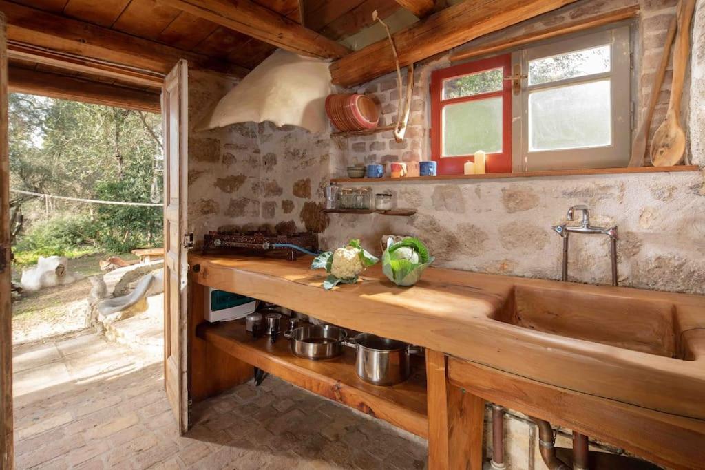 Margaritis'S Treehouse Villa Paramónasz Kültér fotó