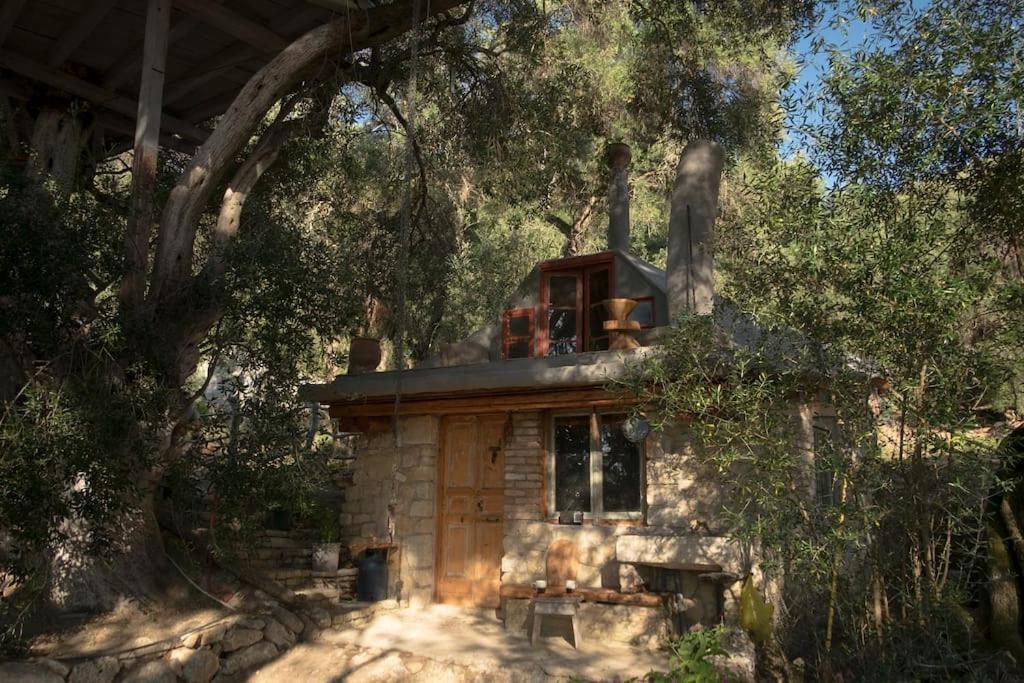 Margaritis'S Treehouse Villa Paramónasz Kültér fotó